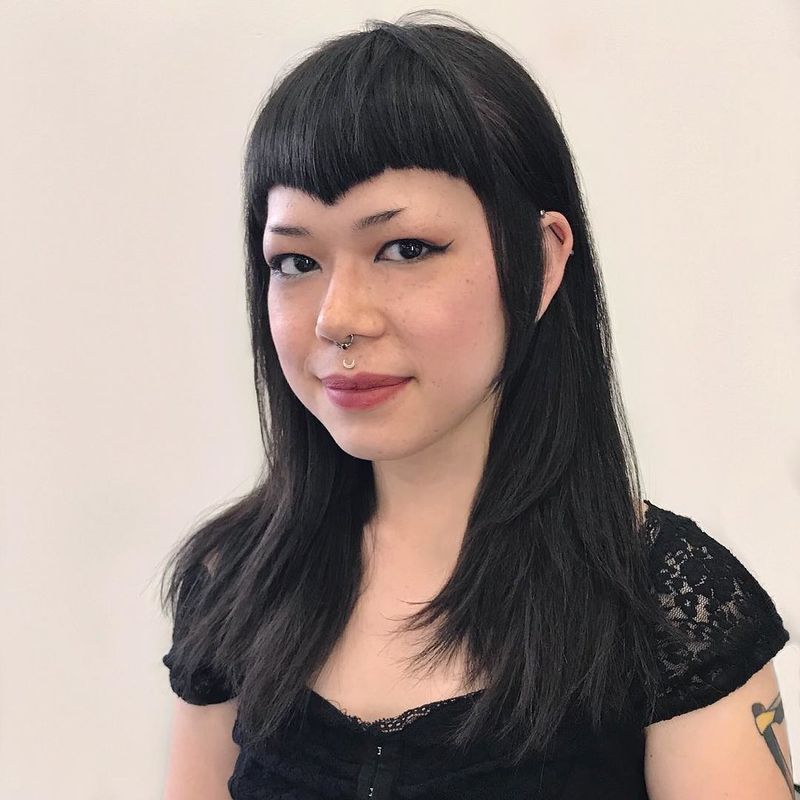 V-shaped Bangs