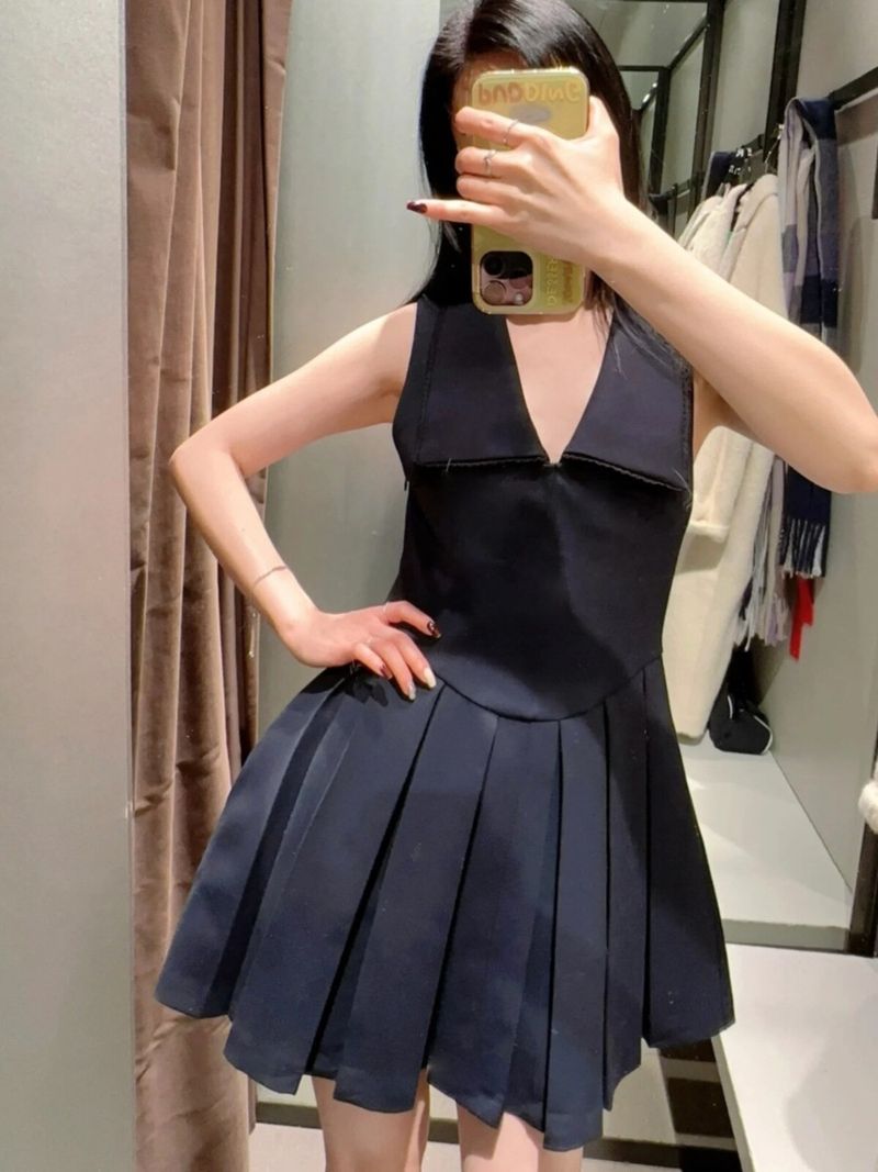 Pleated Waist Wonder