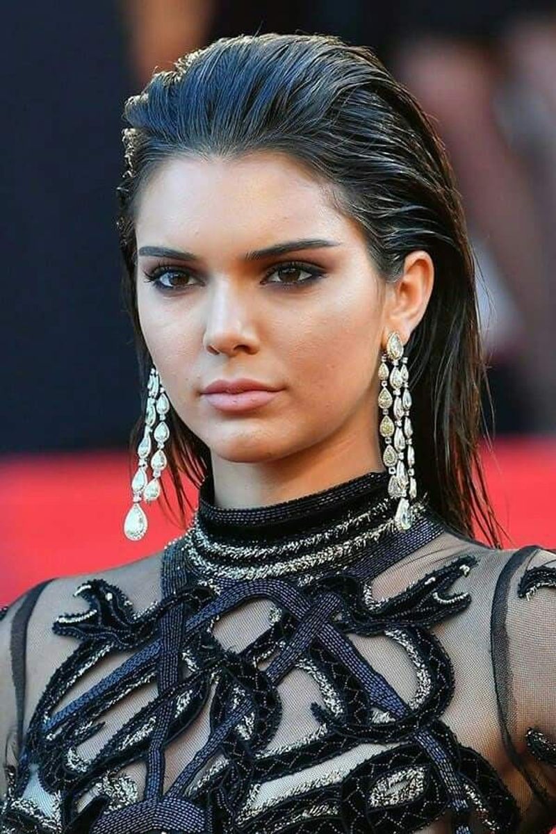 Slicked-Back Wet Look
