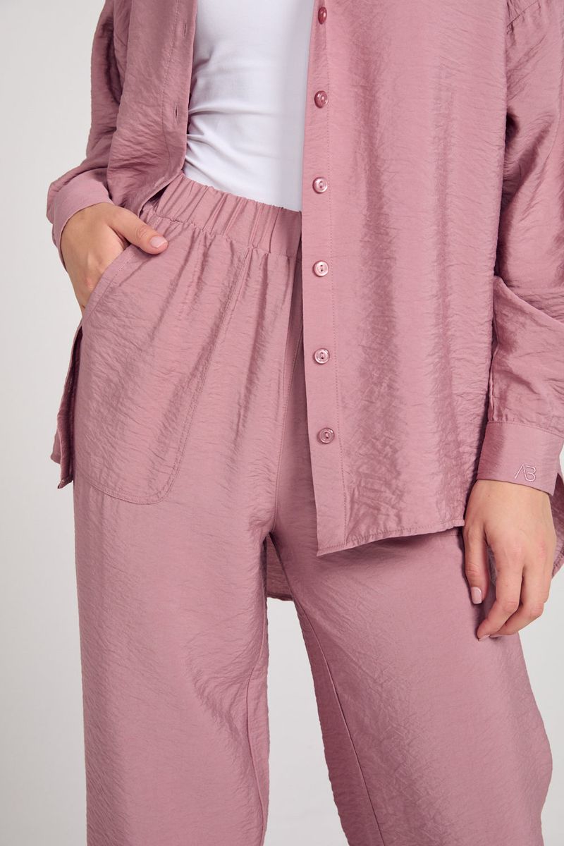 Dusty Rose Romantic Flair