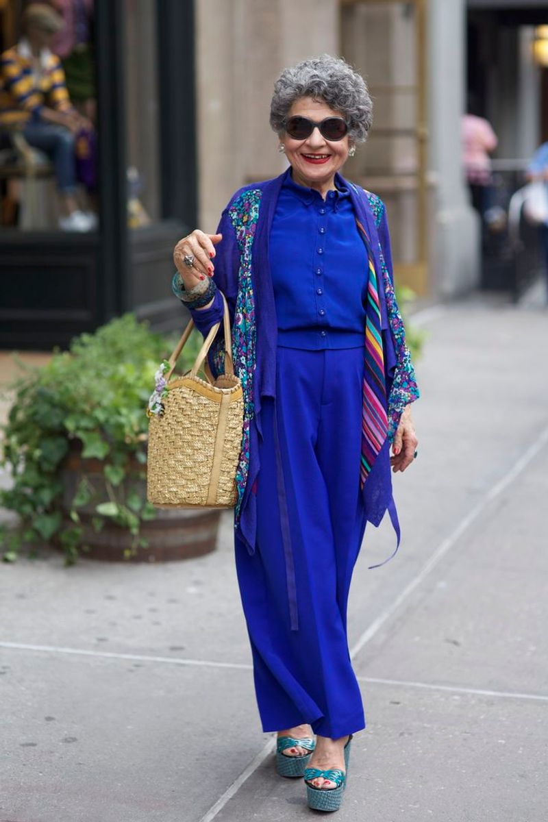 Soft Pastels with Vibrant Linen Coordinates