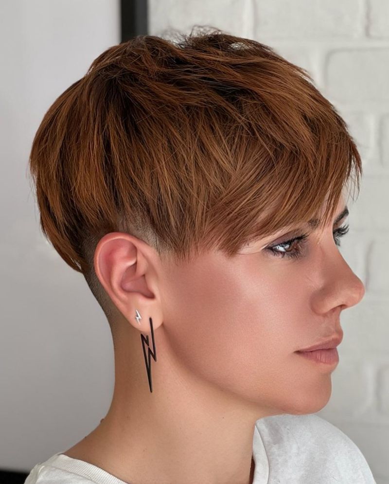 Pixie Undercut Desconectado