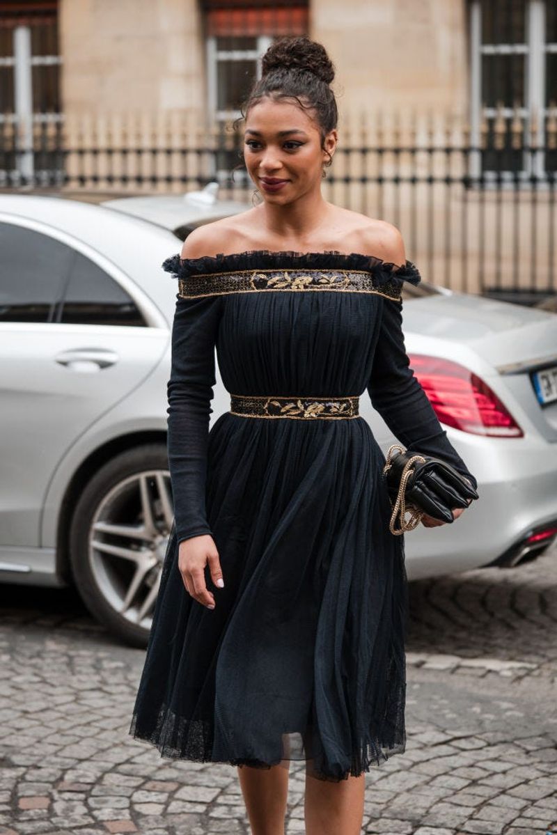 Chic Black Dress