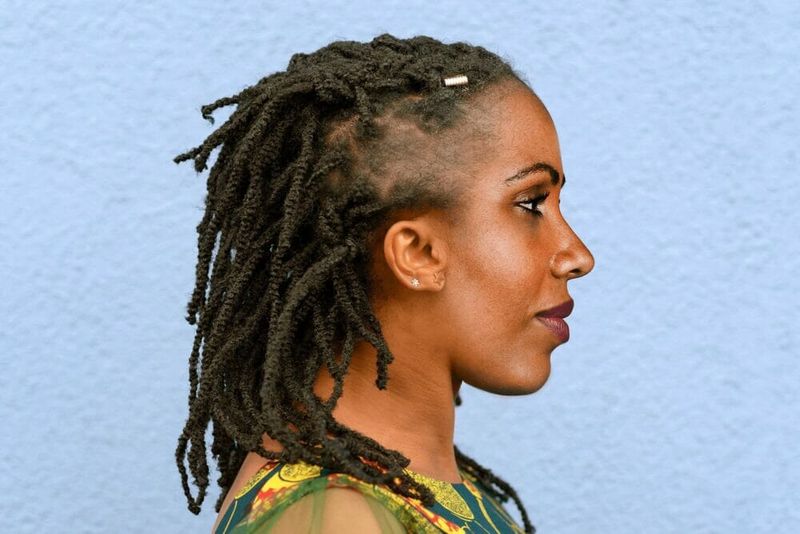 Super-Tight Braids