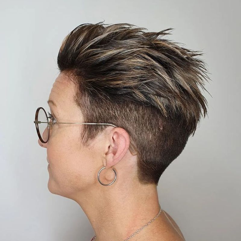 Short Undercut