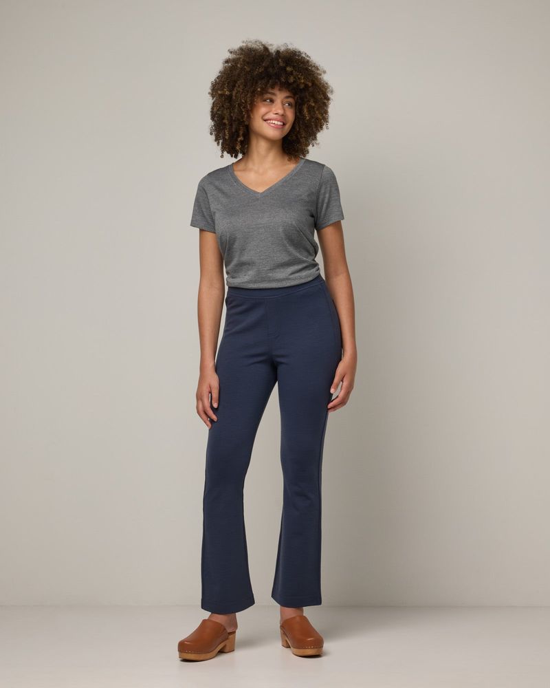 Kick-Flare Pants: The Subtle Ankle Flare That Flatters
