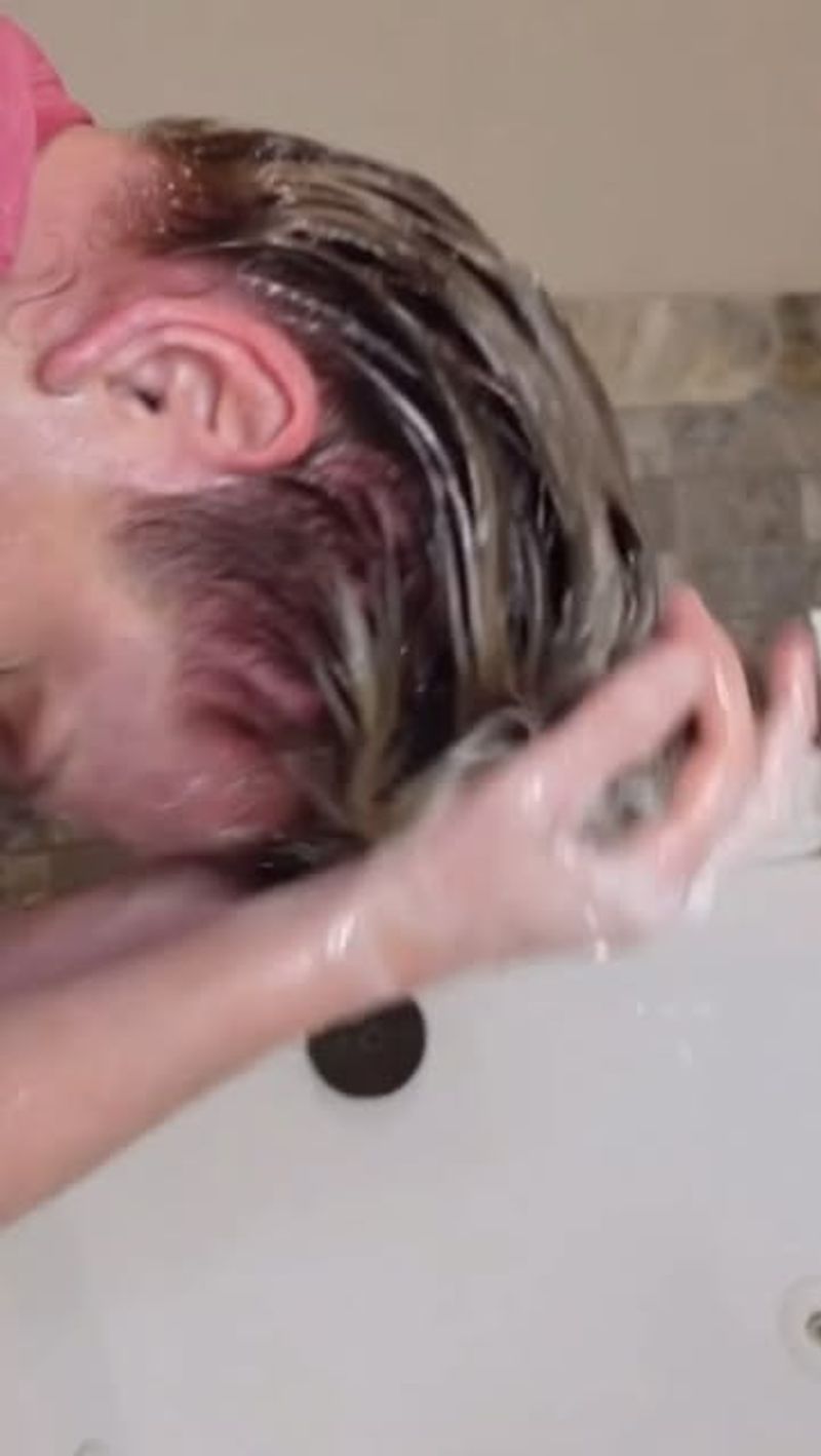 The Squish to Condish Method: Hydration Game-Changer