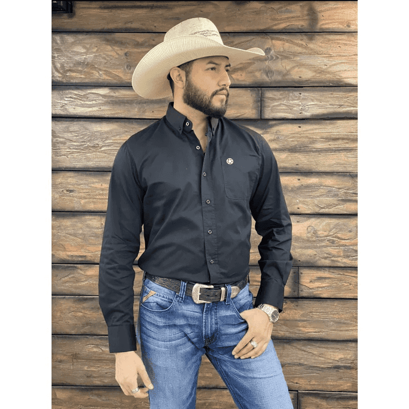 Tailored Western Wear Shows Attention To Detail