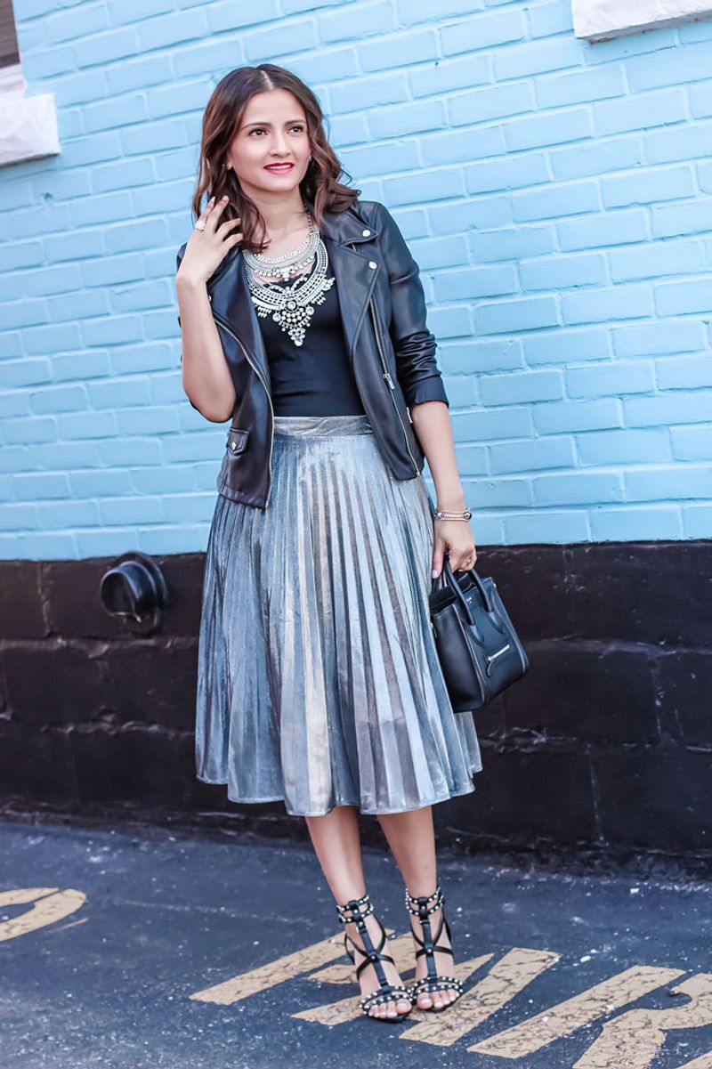 Pleated Midi Skirt Combo