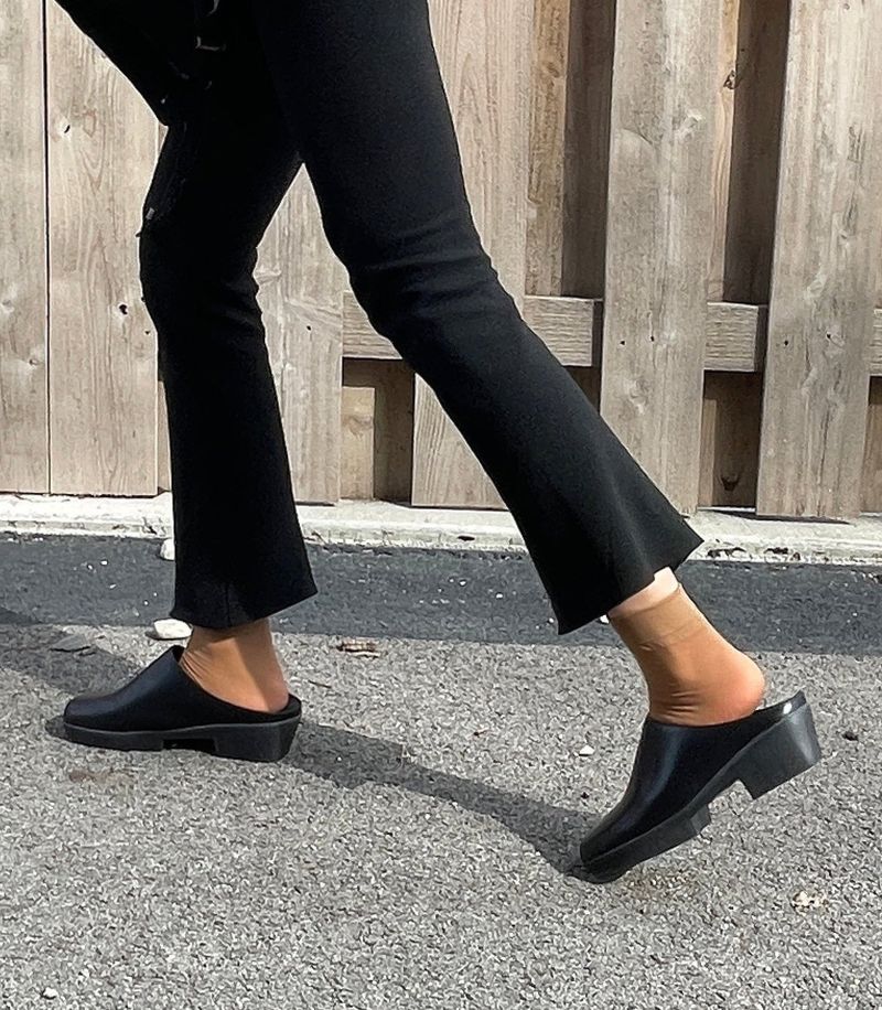 Slip-Resistant Mules