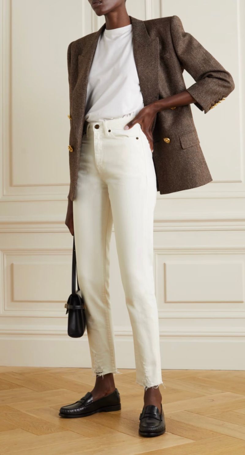 Follow The Rule Of Three Colors