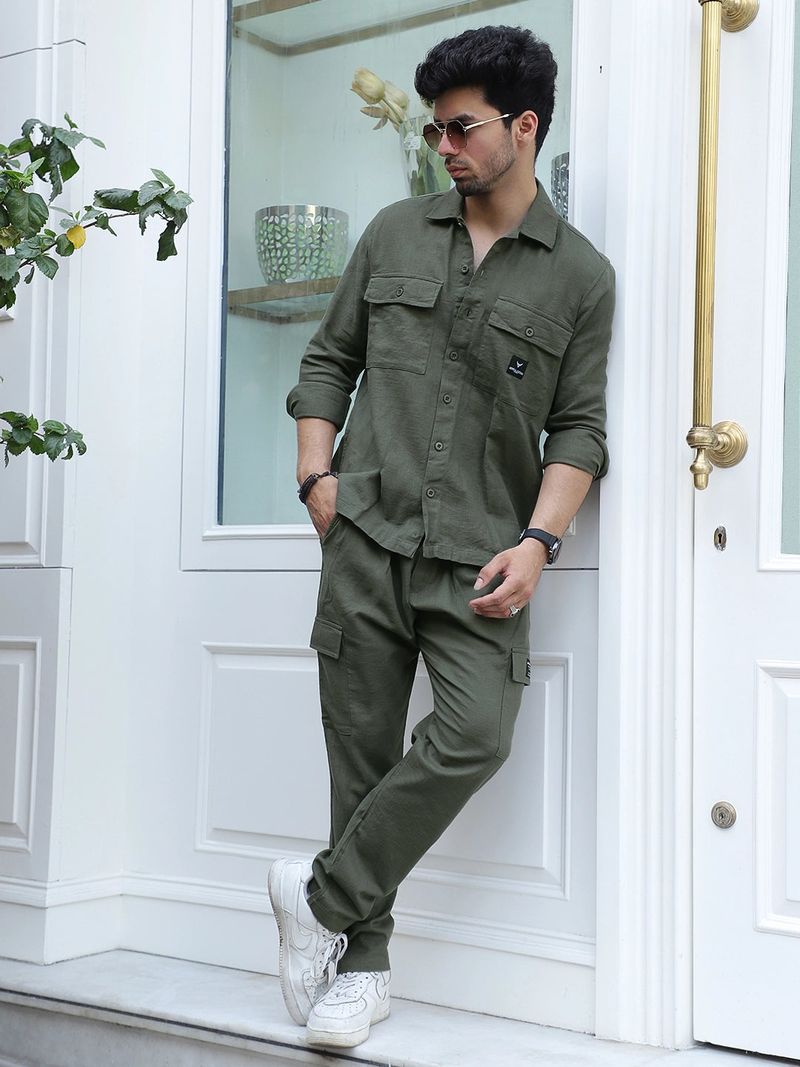 Utility-Inspired Pocket Paradise
