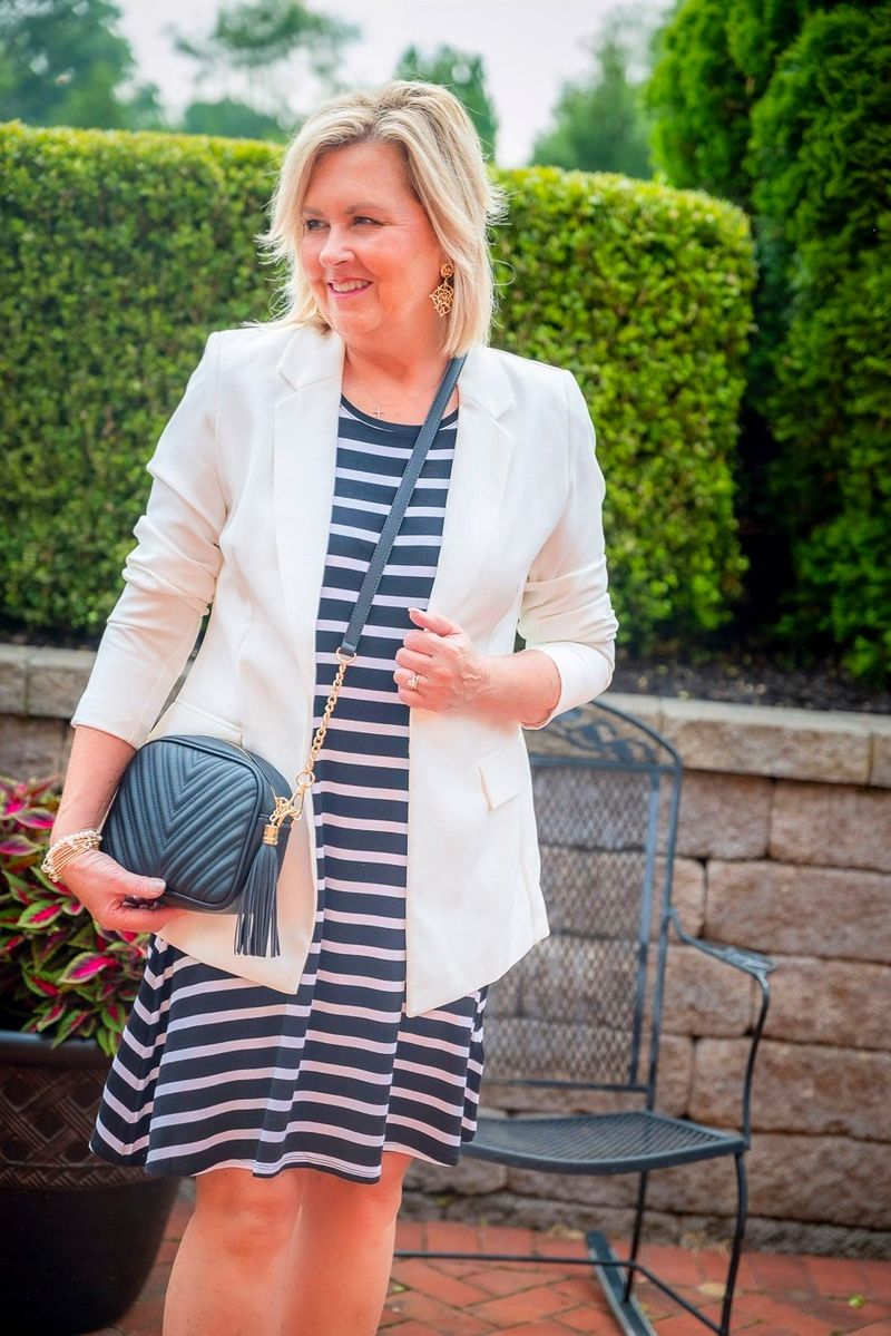 Horizontal Stripes Make You Look Wider
