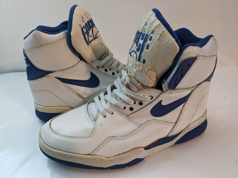 Basketball High-Flyers