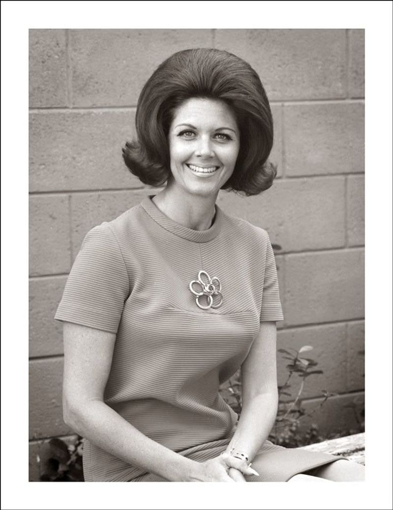 Helmet-Like Bouffant