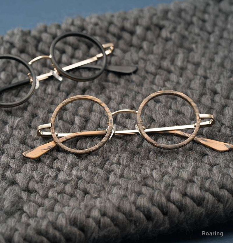 Round Wire-Frame Glasses