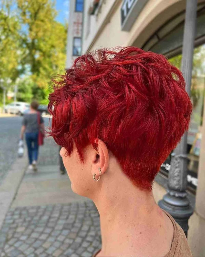 Pixie vermelho arrojado