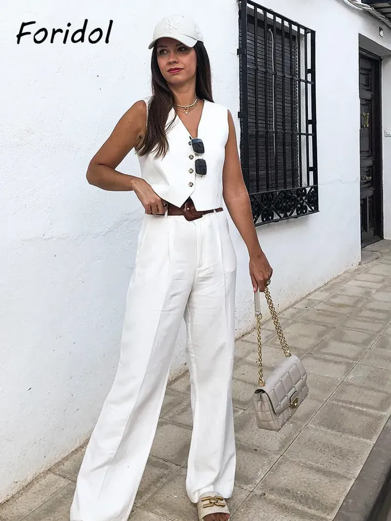 Layer with a Statement Vest