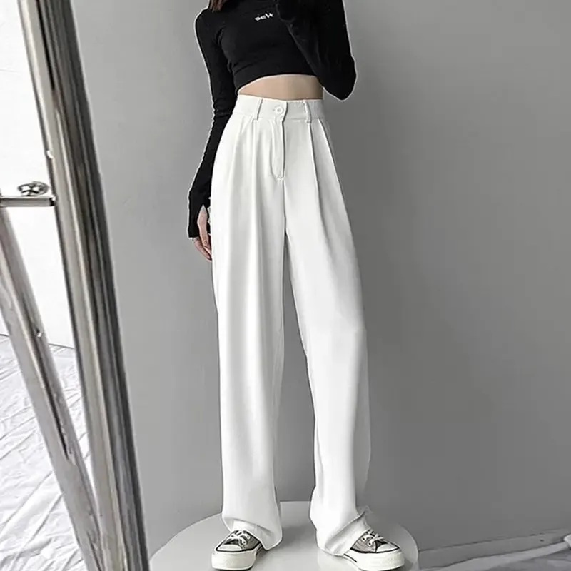 Minimalist Modern Muse