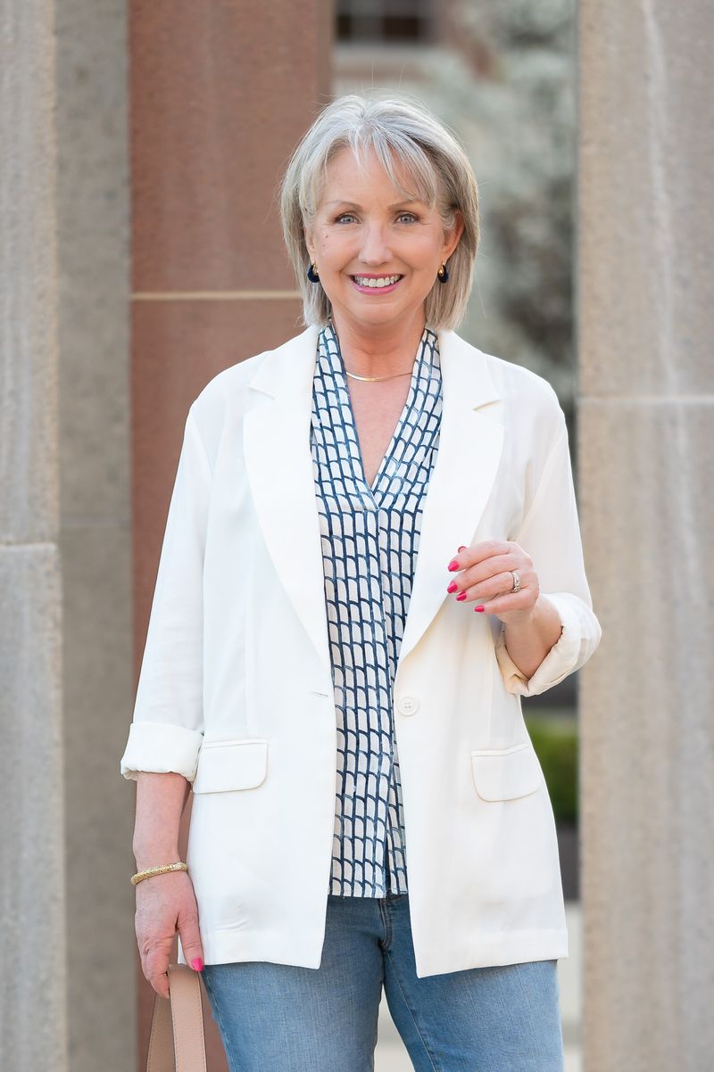 Relaxed Linen Blazer