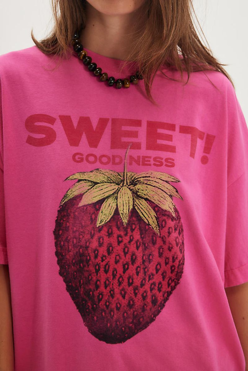 Skip: Juvenile Graphic Tees