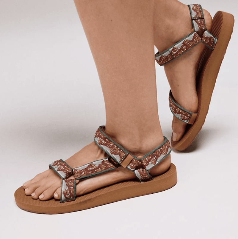 Walking Sandals with Adjustable Straps