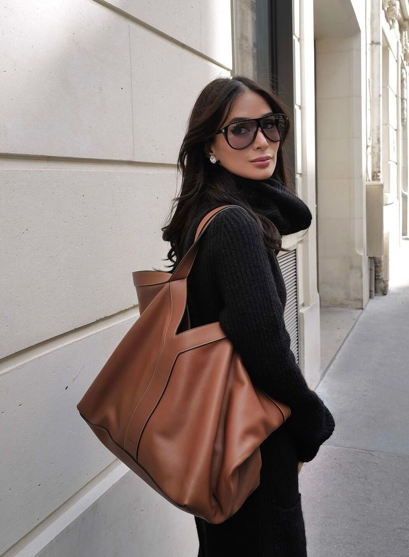 The Structured Bag That Holds Your Life