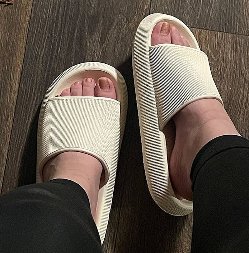 Cooling Gel-Infused Mules
