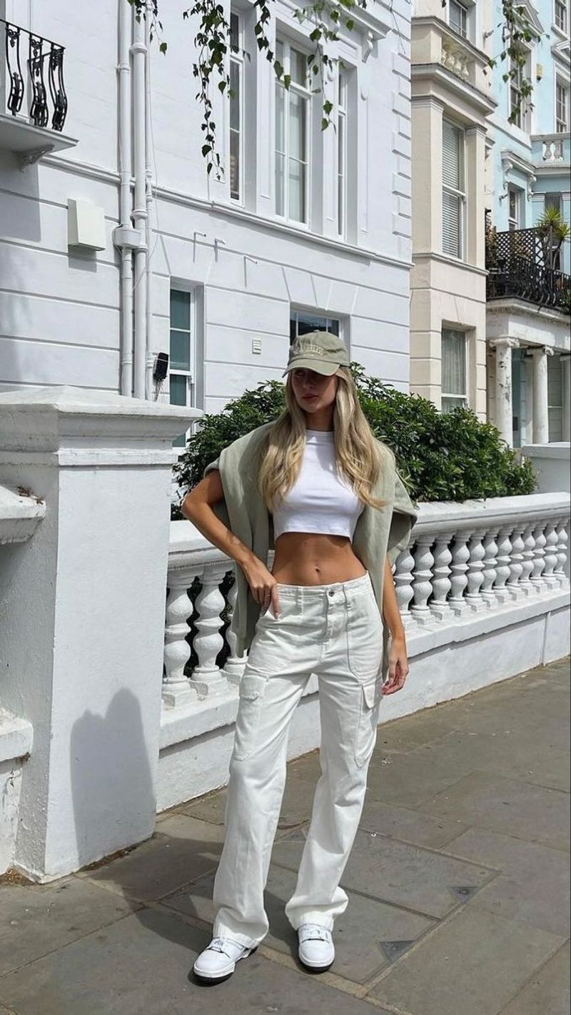 Utilitarian Chic Approach