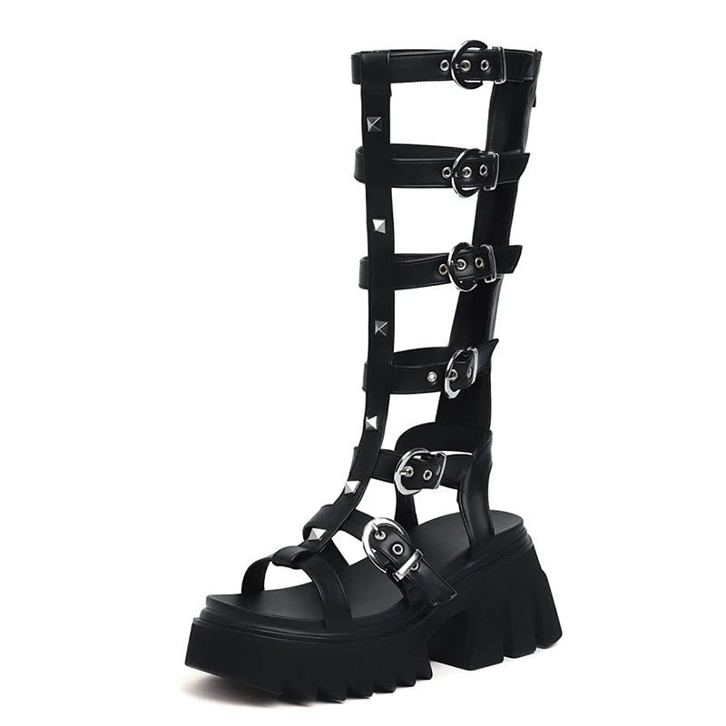 Mixed-Media Maximalist Platforms