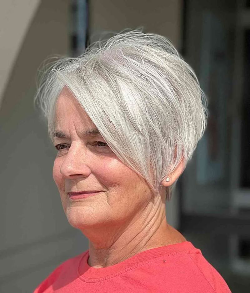 Pixie comprido assimétrico