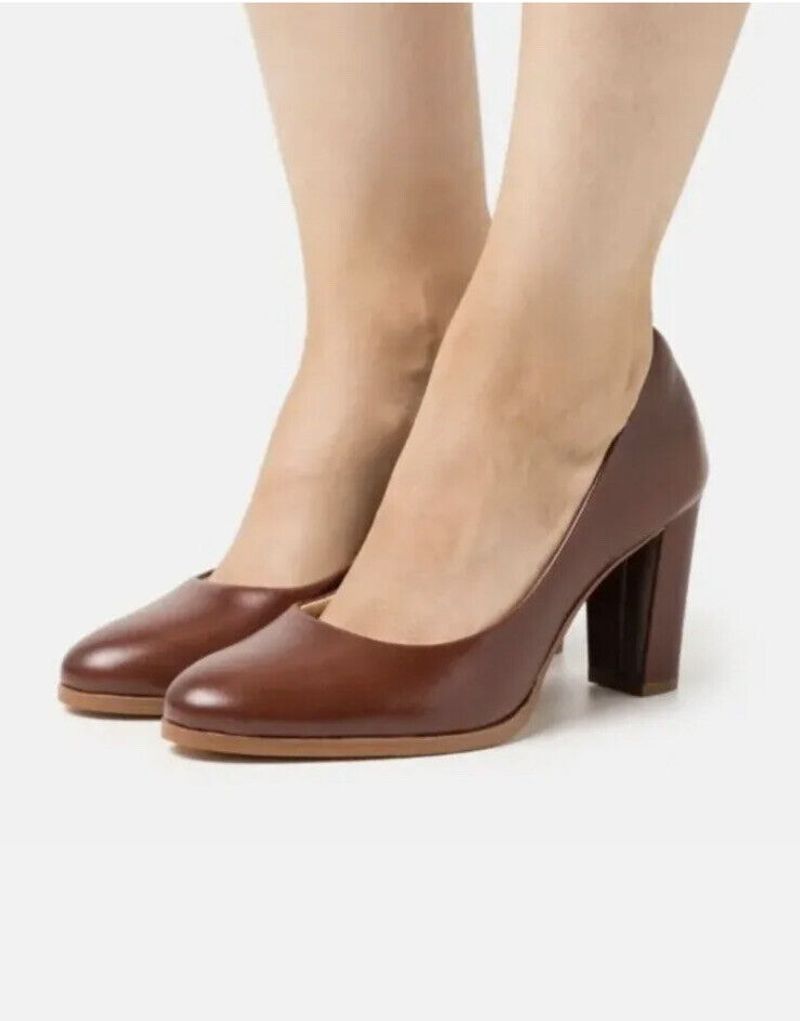 Clarks Kaylin Cara Pumps