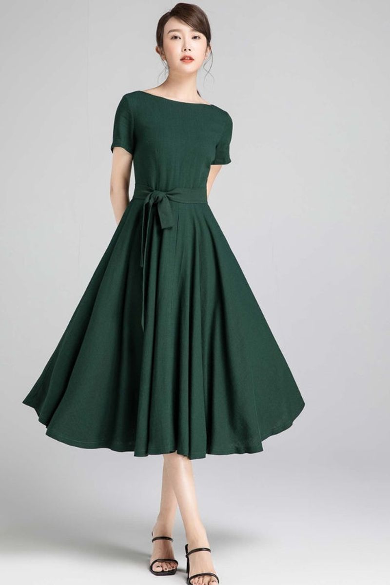 The Fit-and-Flare Charmer