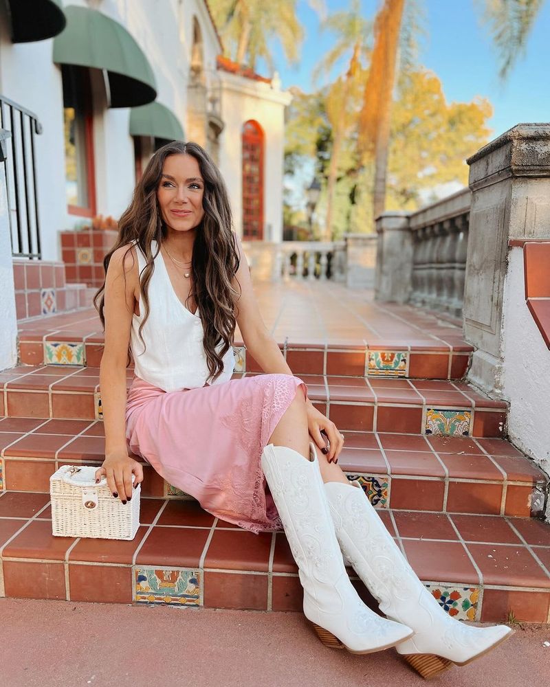 The Pointed-Toe Desperado