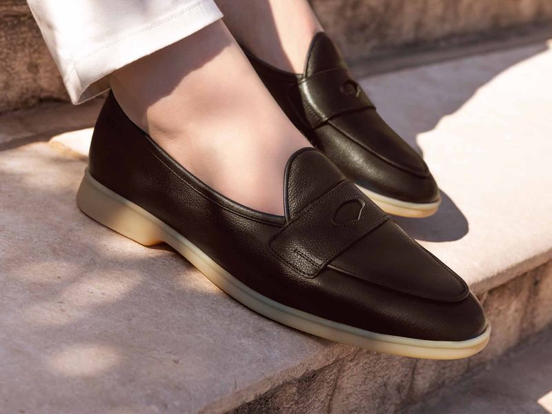 The Elegant Striders