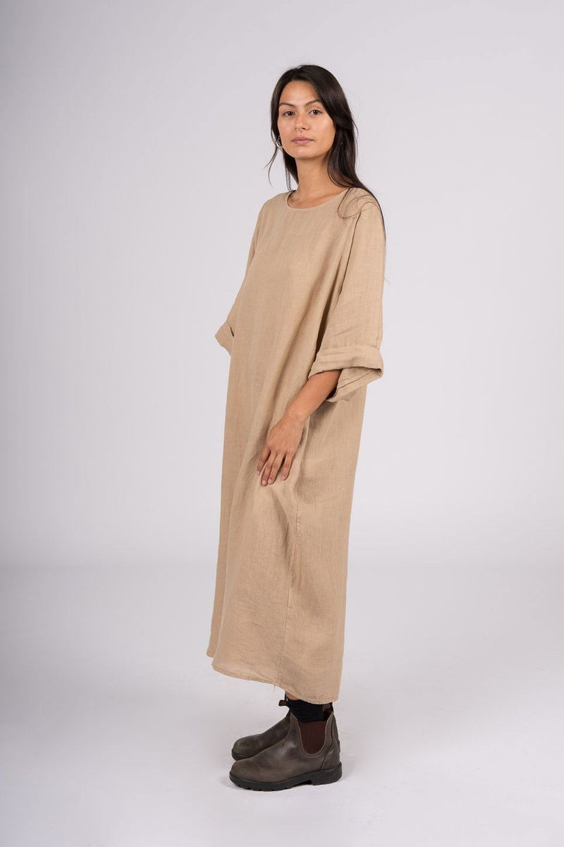 The Minimalist Linen Dress