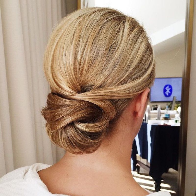 The Grace Kelly Chignon