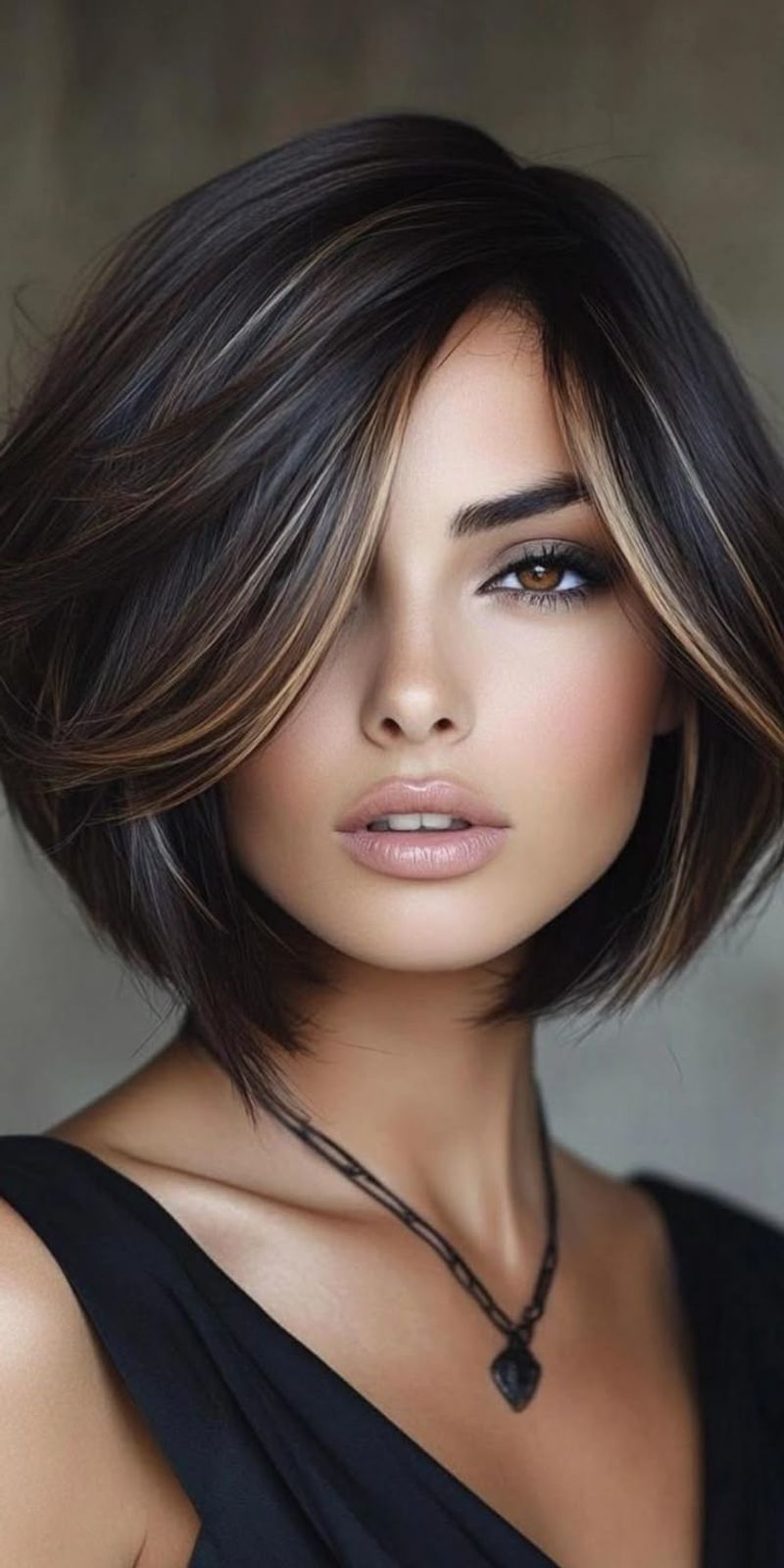 The Daring Demi-Bob