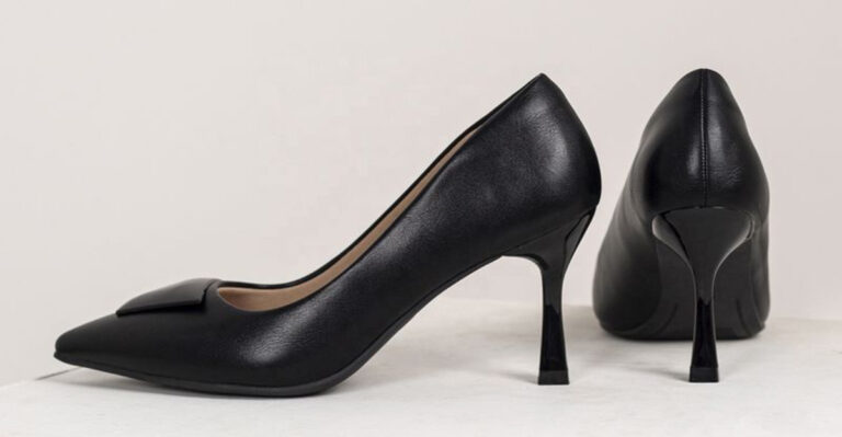 These 19 Shoes Are the Secret to Looking Pulled Together at Work