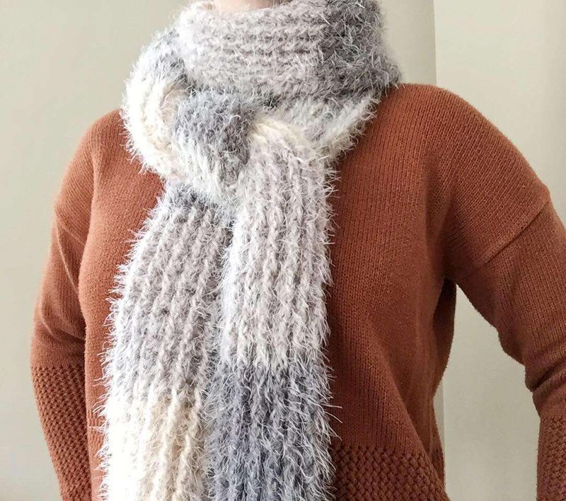 Fussy Scarves With Complicated Tying Methods