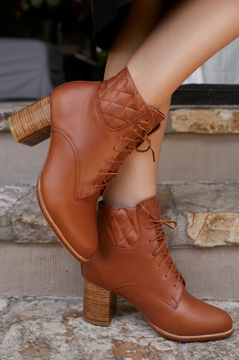 Vintage-Inspired Oxford Boots