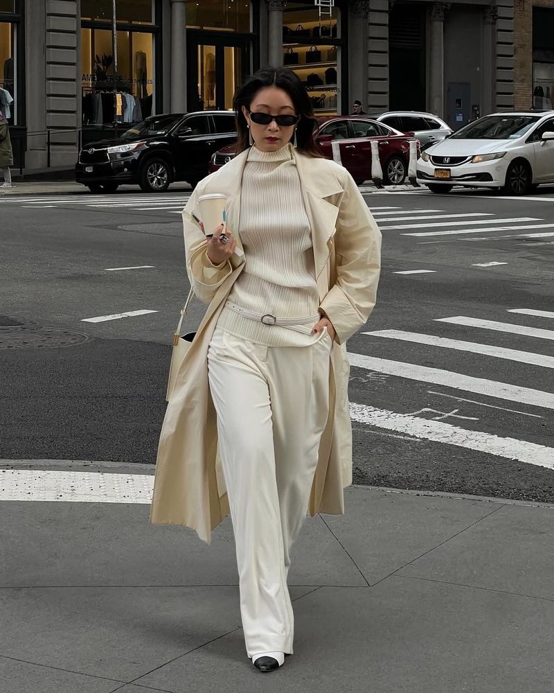Embracing Monochromatic Dressing