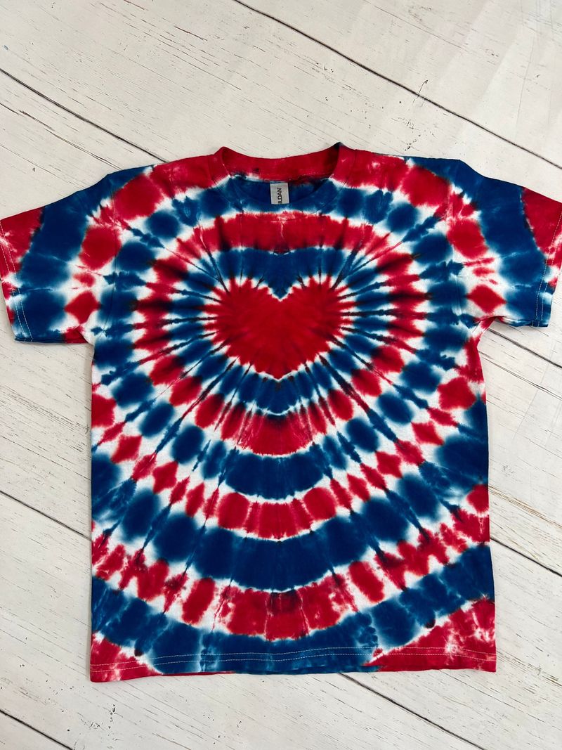 Tie-Dye With a Patriotic Palette