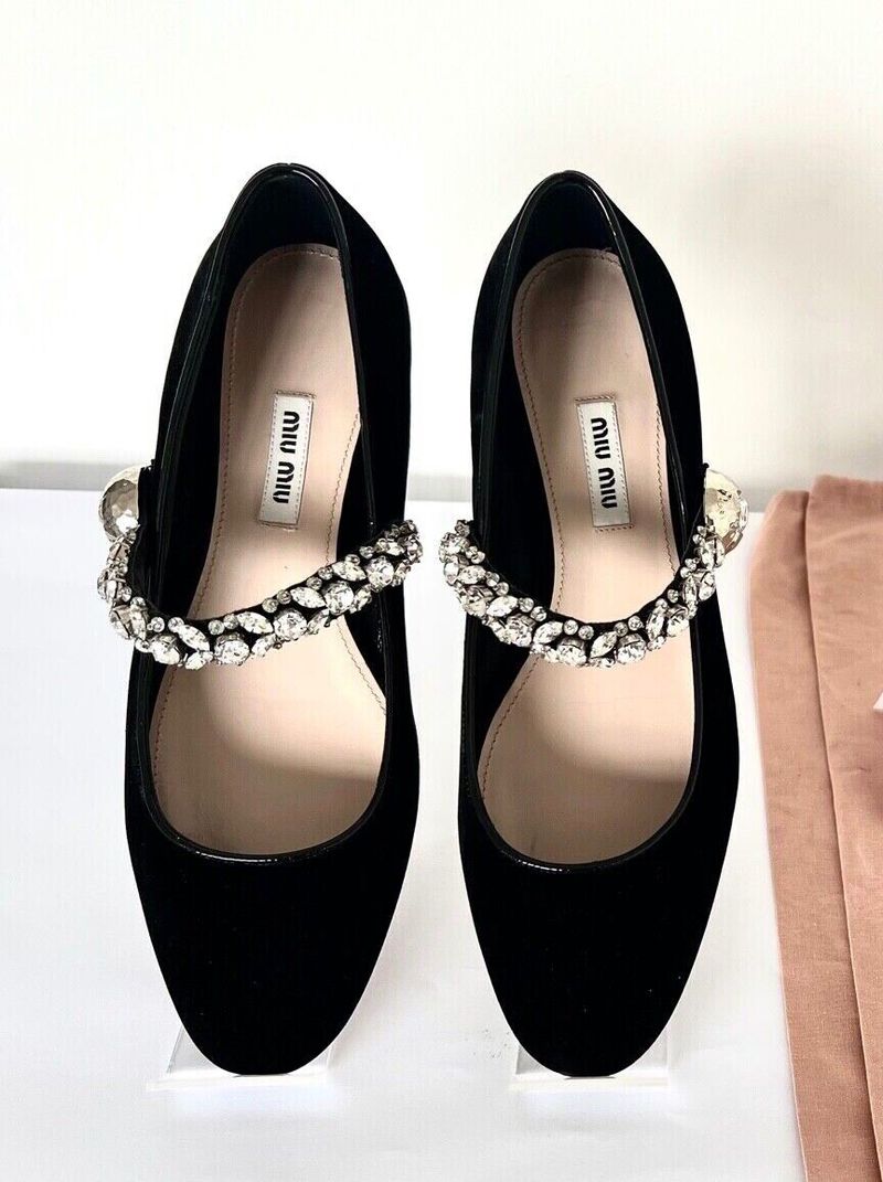 Embellished Toe Treasures