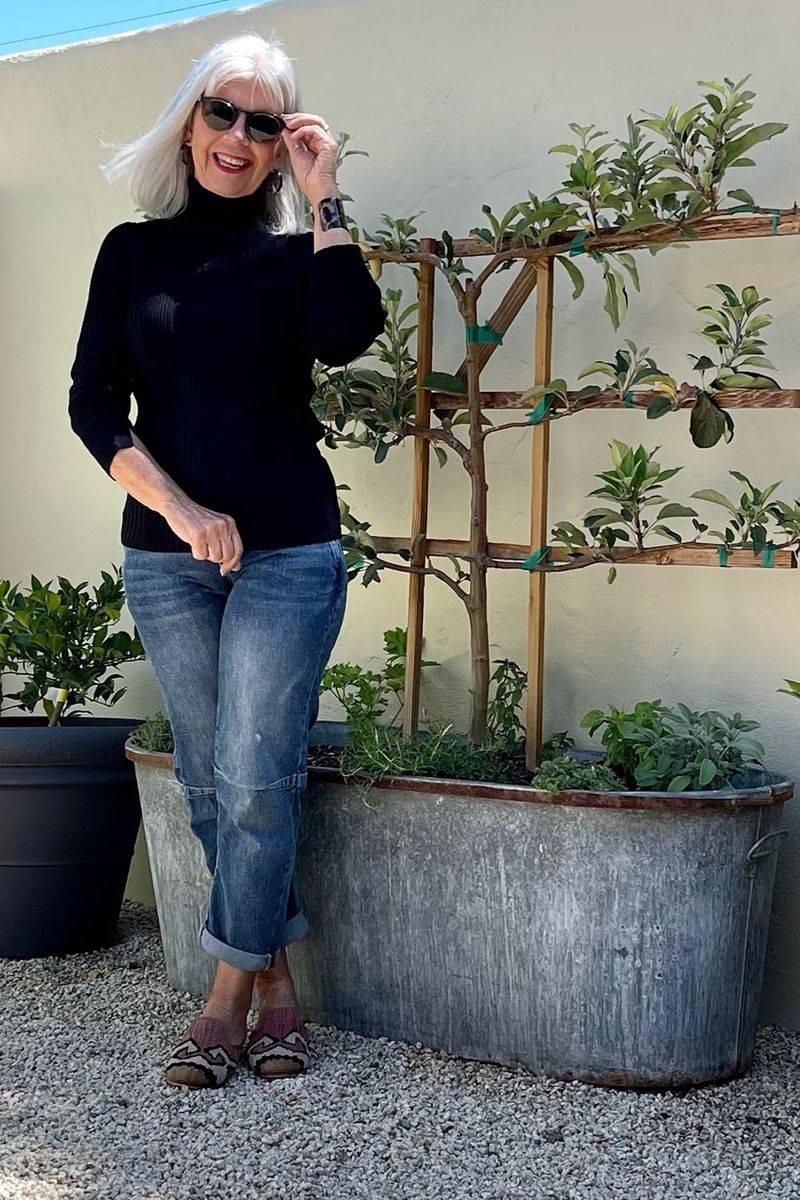 Chic Modernity with a Turtleneck