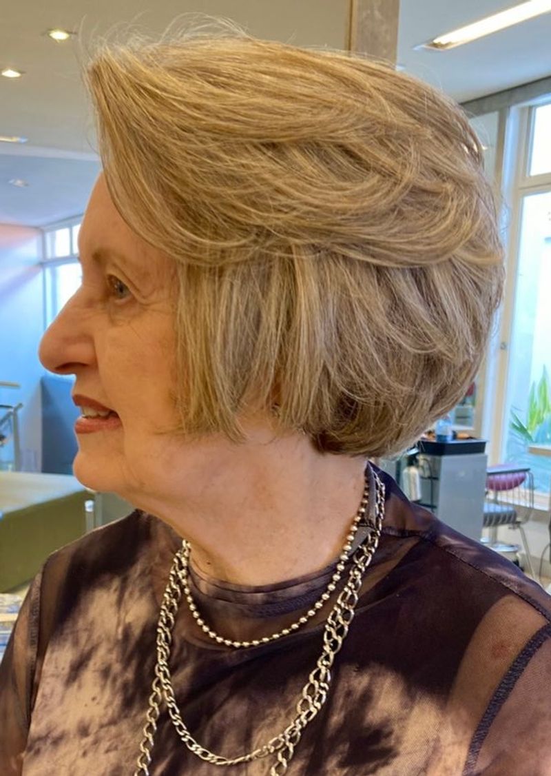 Soft Layered Cut With Movement