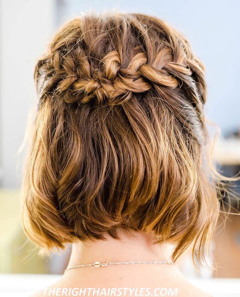 The Voluminous Crown Braid